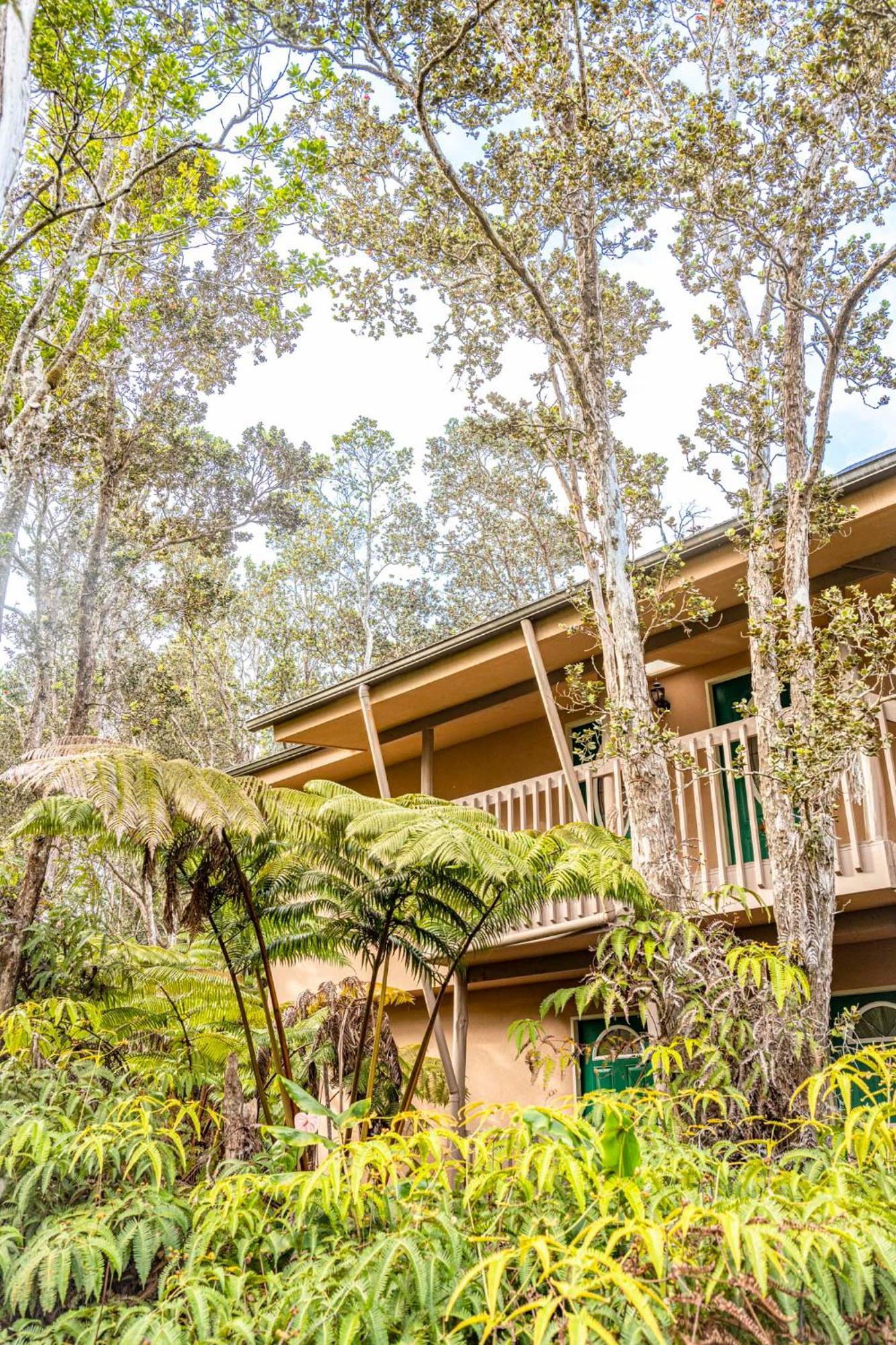 Volcano Inn Bed N Breakfast Exterior photo